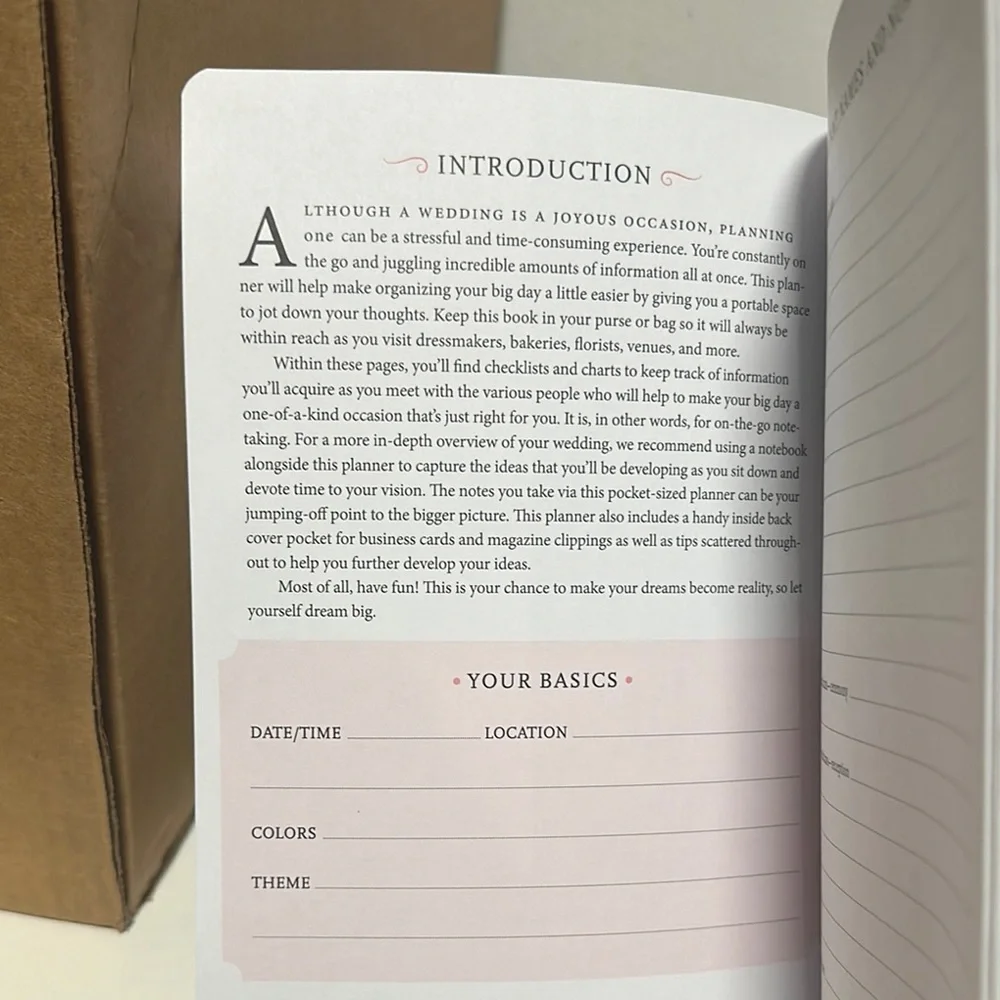 Floral Wedding Planner Checklist Booklet